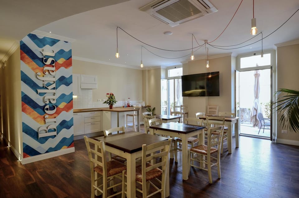 7 Bell's House Hotel in Civitavecchia