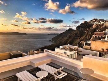 NK Cave House Villa Hotel in Thera