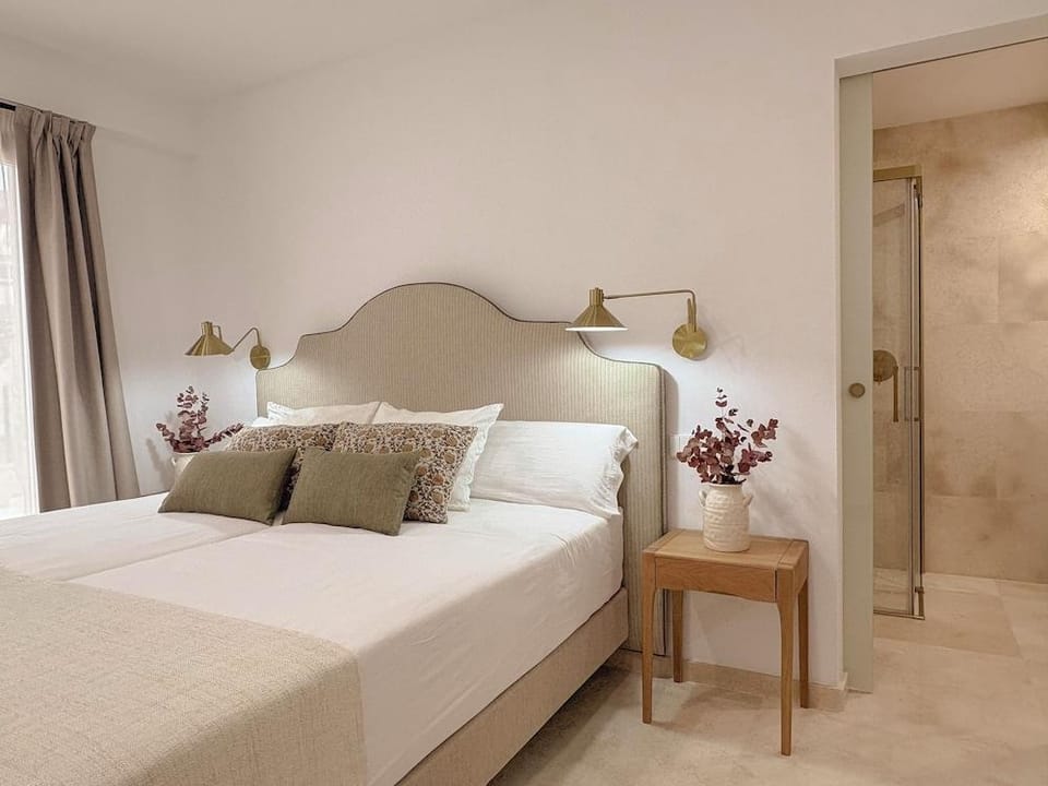 Hotel Petit Paris Hotel in Port de Pollensa