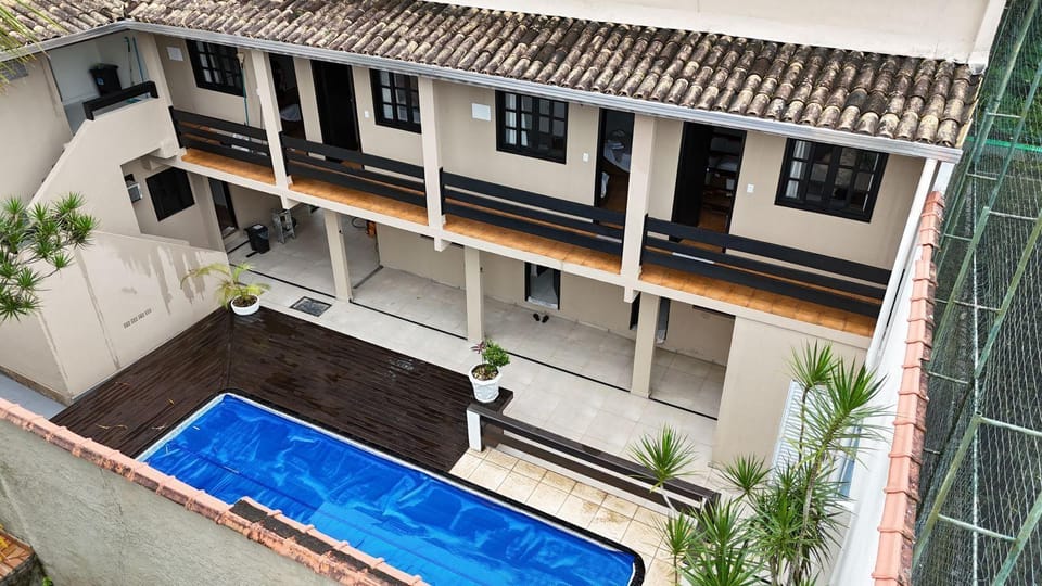 Pousada Canto da Montanha Guarujá Hotel in State of São Paulo