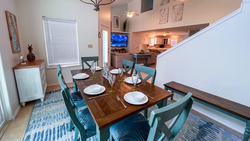 Tranquil Turquoise Retreat 3 Bedroom Home Hotel in South Padre Island