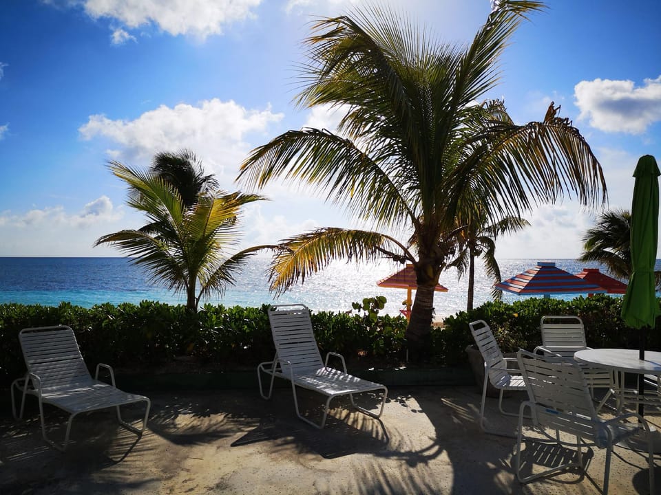 Coral Beach Hotel and Condominiums Hotel in Freeport