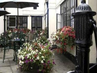 The Bull Hotel Long Melford by Greene King Inns Hotel in Babergh District