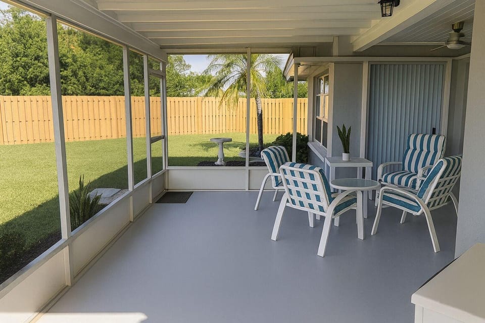 Spacious Family Retreat Port Charlotte Hotel in Port Charlotte