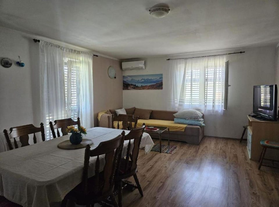 Holiday Home Green Oasis Lika Hotel in Zadar County