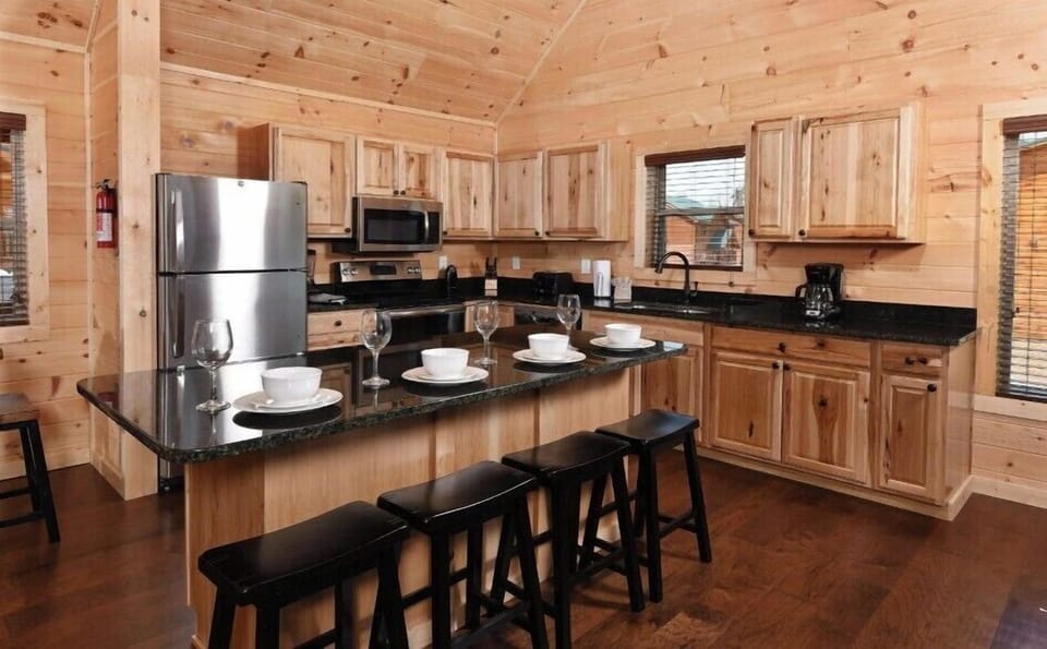 Heavenly Daze Hotel in Sevier County