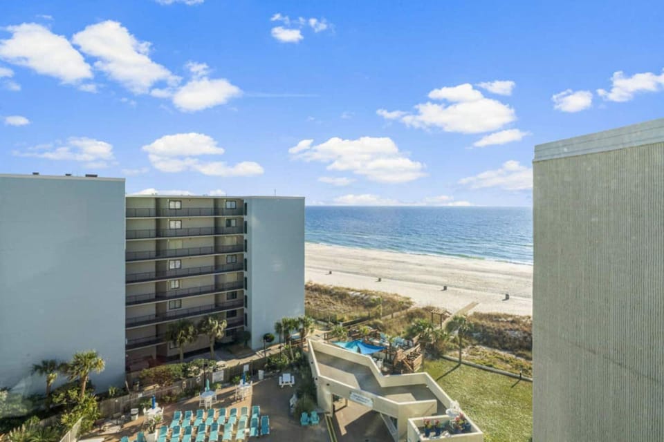 Renovated Beach Front Ocean View Condo TOG 321 Hotel in Panama City Beach