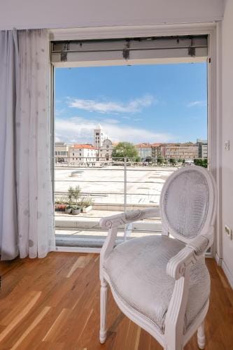 Tinel Superior Residence Hotel in Zadar