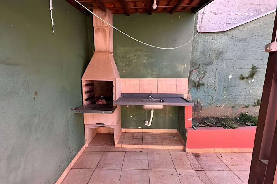 Casa Refúgio Verde Conforto em SJBVista Hotel in State of São Paulo