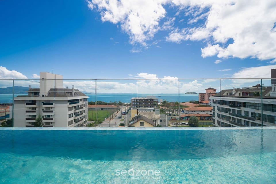 Apt w/ Balcony and Grill 220m From the Sea Car0201 Hotel in Florianopolis