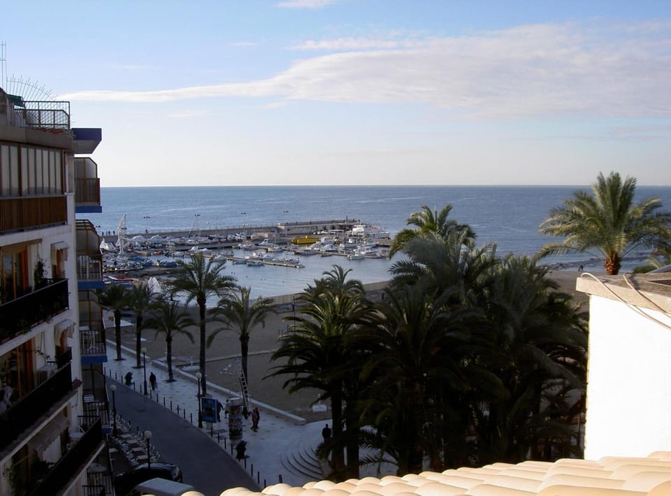 Aparthotel Milord's Suites Hotel in Benidorm