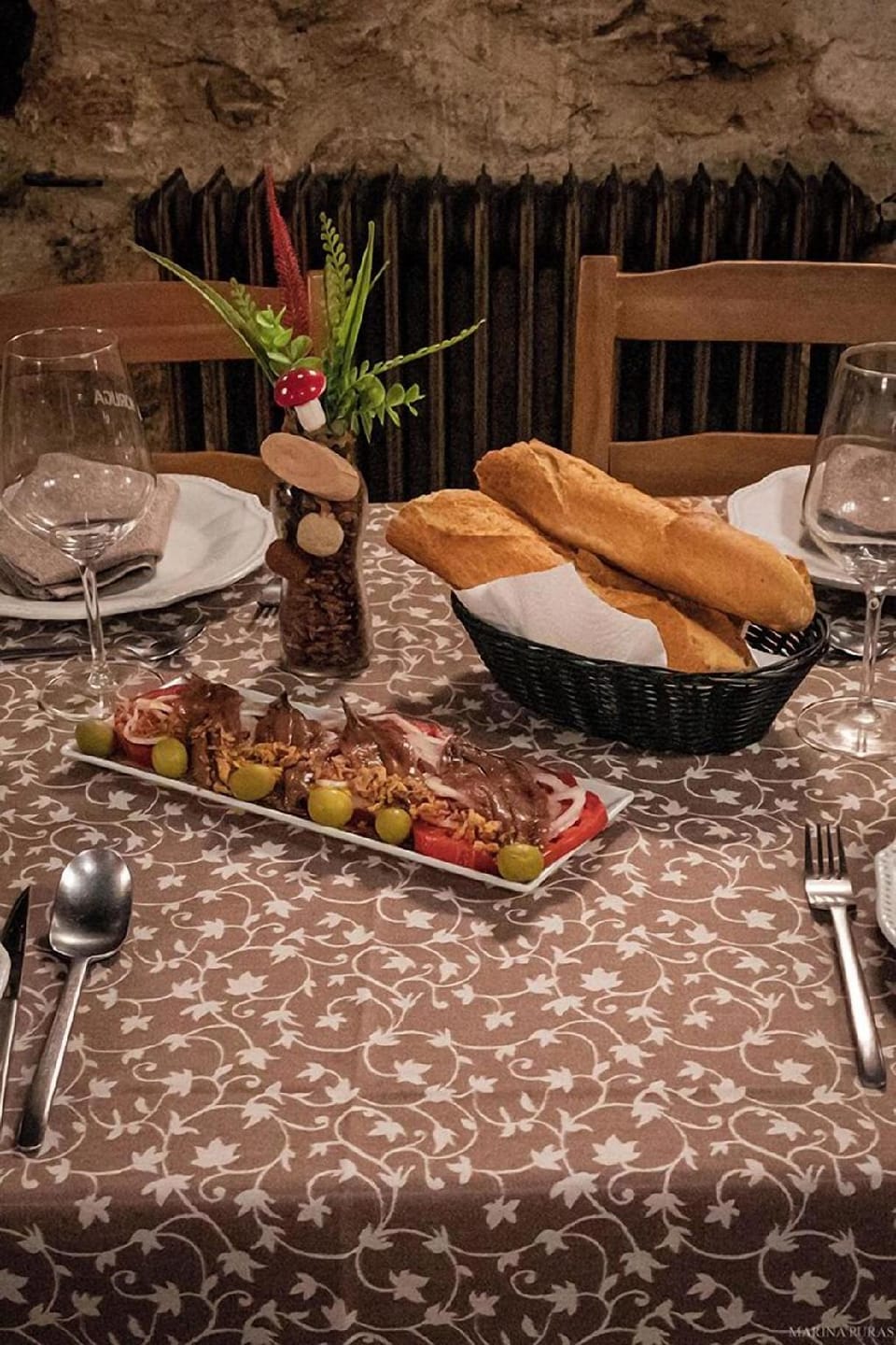 Hostal restaurante la Moruga Hotel in Castile and León