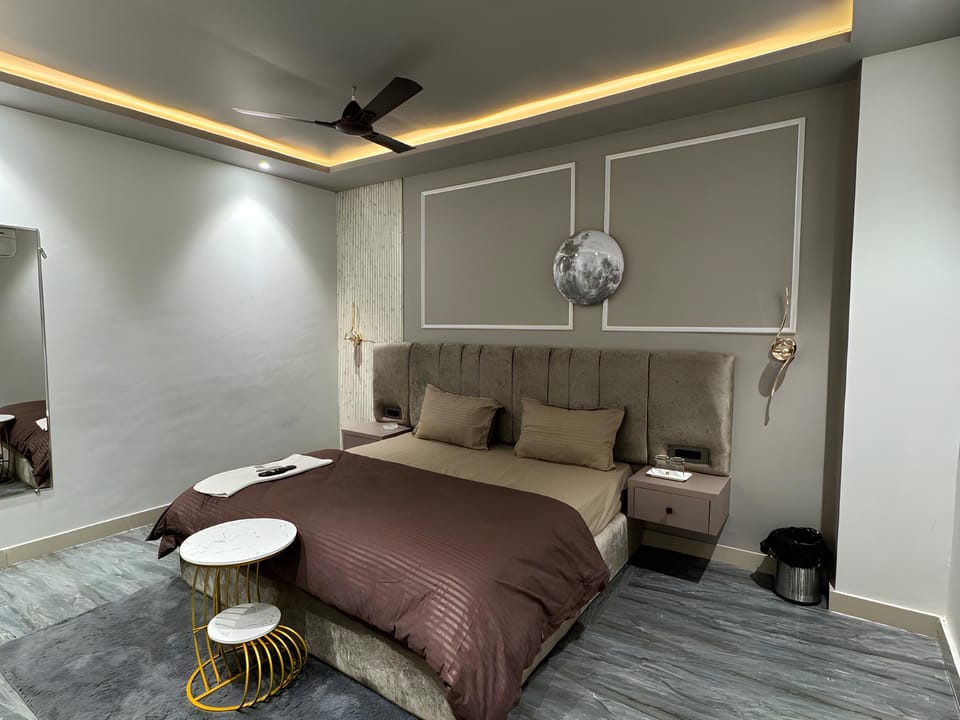 Orchid Stays Hotel in Noida