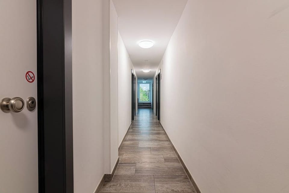 Nine Rooms Pension Hotel in Karlsruhe