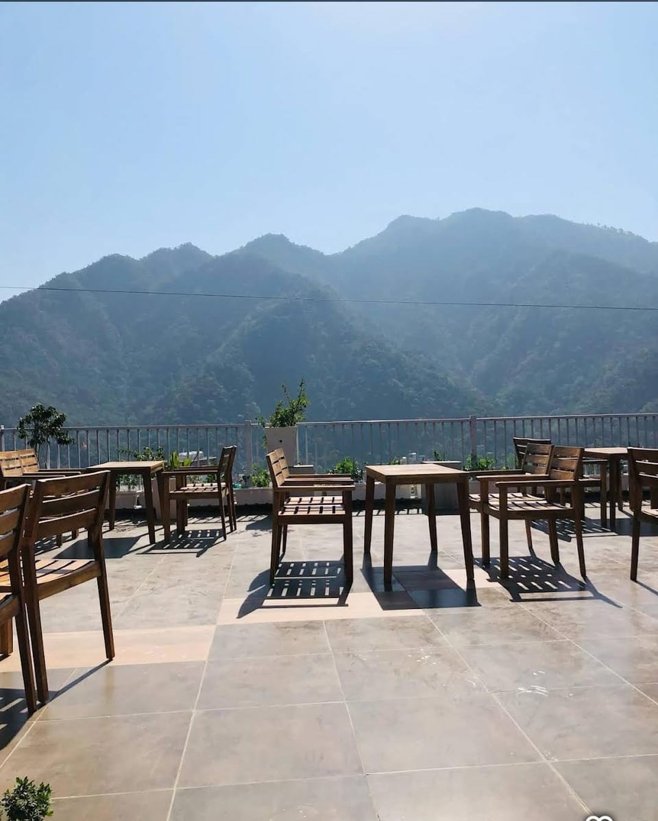 Yog Namah Hotel & Cafe Hotel in Rishikesh
