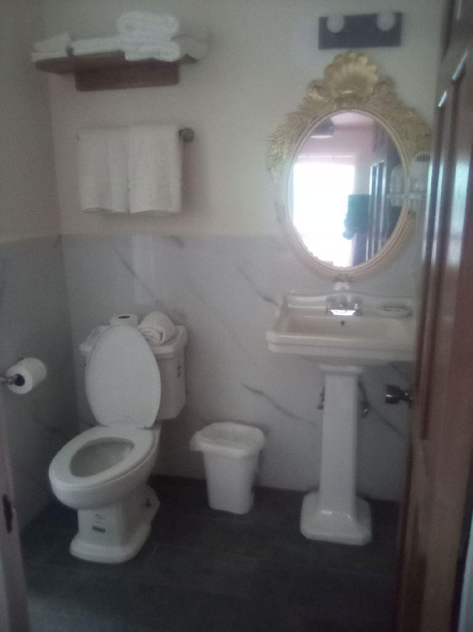 Roatan Airport Boutique Resort Hotel in Bay Islands Department