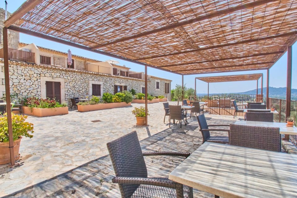 Hotel Can Riera by CheelHotels Hotel in Pla de Mallorca