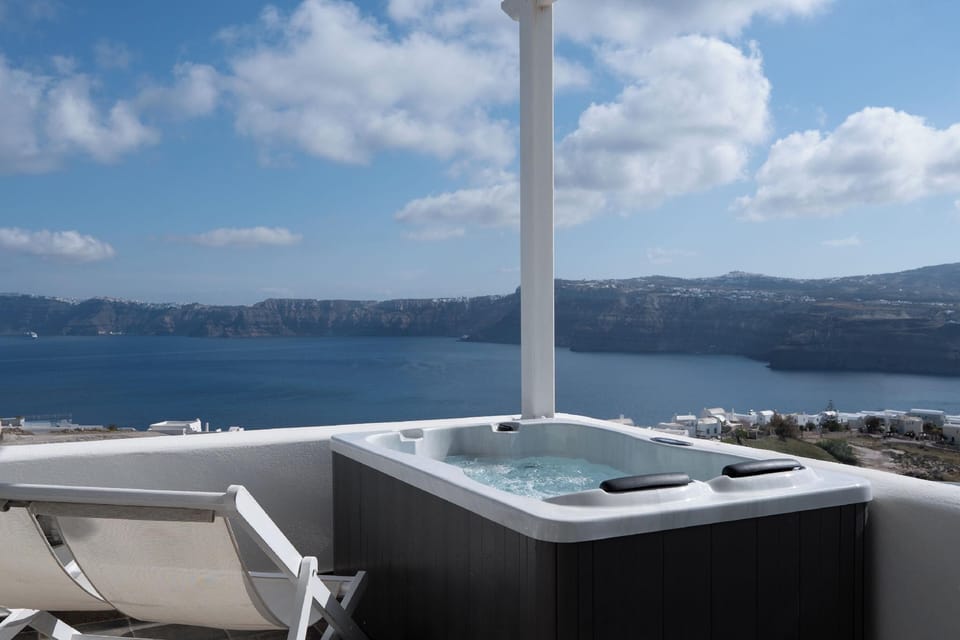 Zen Villas Hotel in Santorini