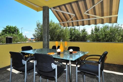 Guest house D&G -I apartment & room Hotel in Zadar