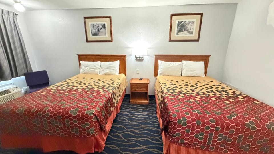 Crossroads Inn Motel in Fort Pierce