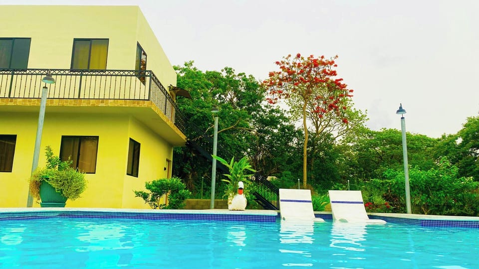 Rancho Los Gorriones Hotel in El Salvador