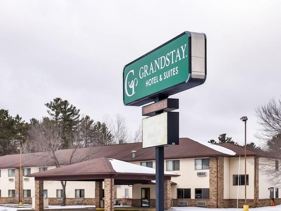 GrandStay Hotel & Suites Hotel in Minocqua