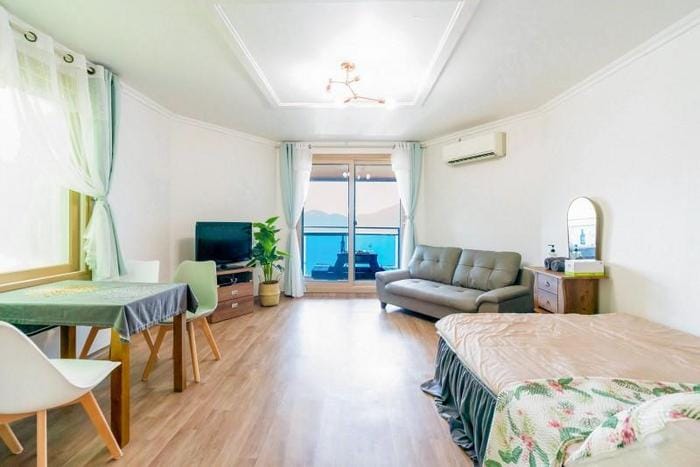 namhae badaai pool Villa Hotel in South Korea