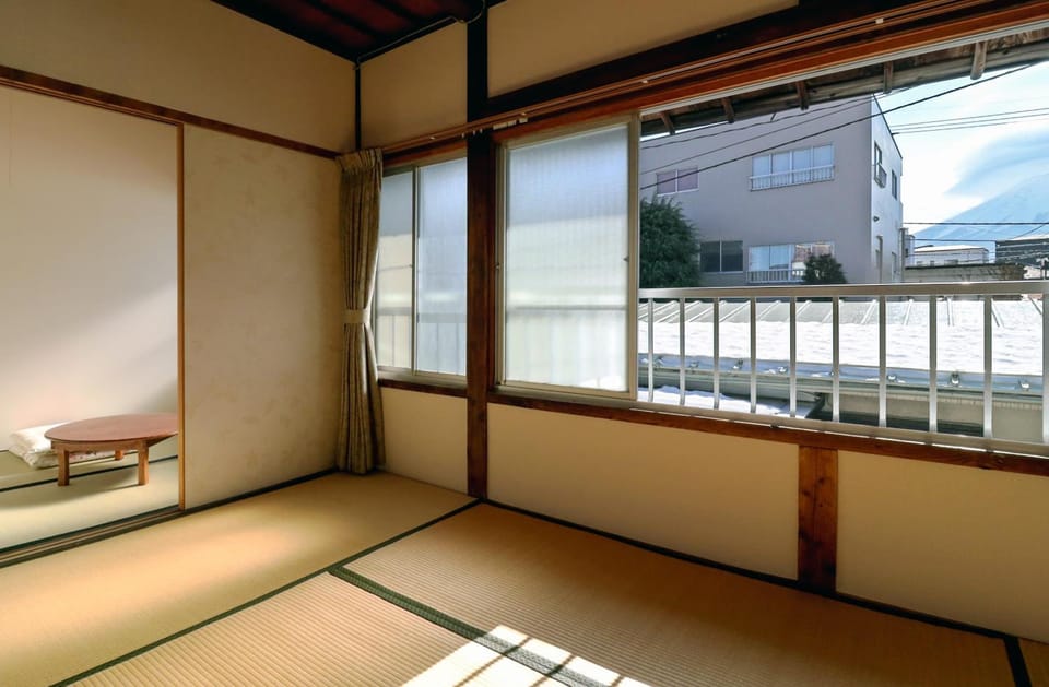 Fujiyoshida Youth Hostel Hostel in Shizuoka Prefecture