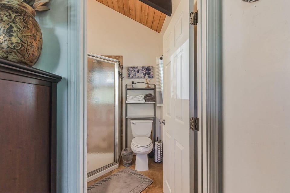 Cozy Sunset Views W/ Lanai - Close To Beach 1 Bedroom Home by RedAwning Hotel in Kalaoa