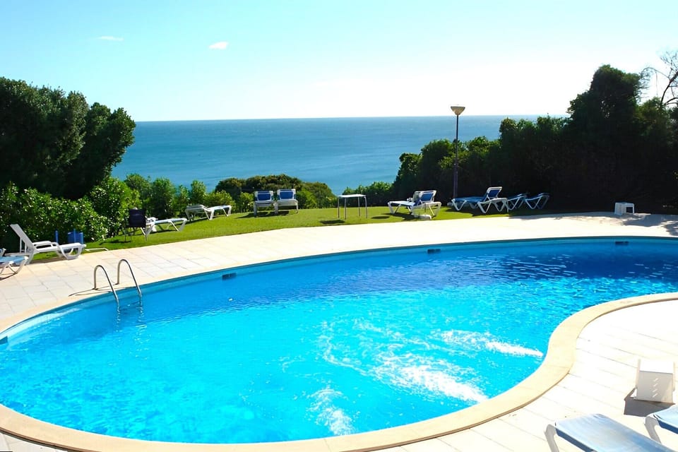 Armação DE Pêra Twins 1 With Pool Hotel in Porches