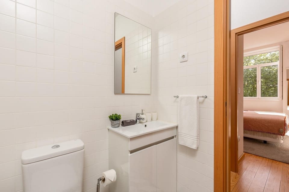 Cosy 3 in Oporto With 1 Bedrooms and 1 Bathrooms Hotel in Porto