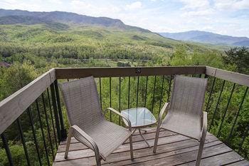 Deer Ridge Mountain Resort by Jackson Mountain Rentals Hotel in Pittman Center
