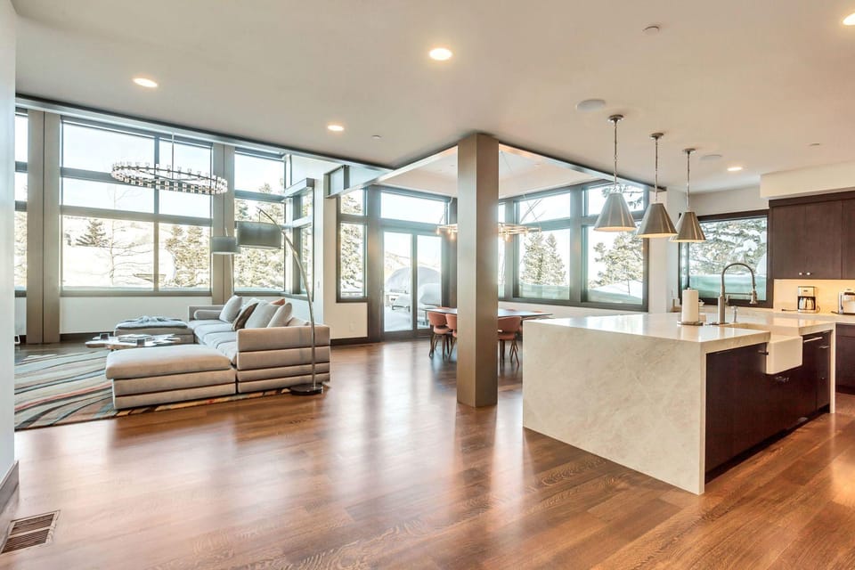Luxury Five Bedroom Private Home with stunning Park City views 5 Home by RedAwning Hotel in Park City