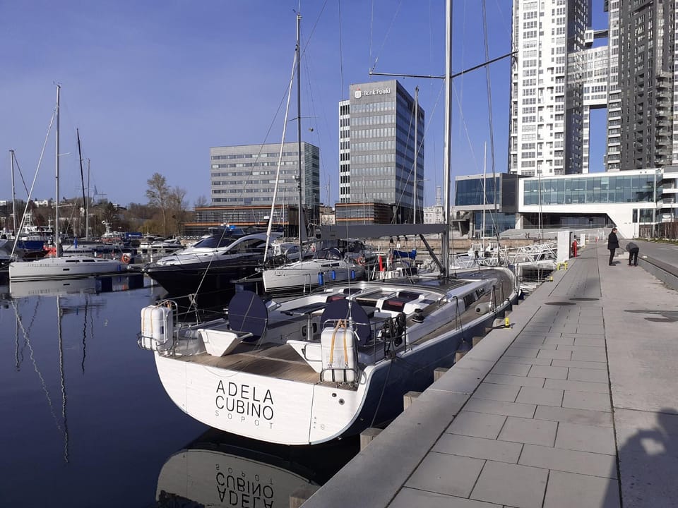 IRS ROYAL APARTMENTS- IRS Yacht Park Hotel in Pomeranian Voivodeship