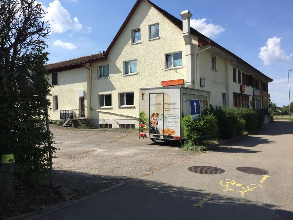 Hostel Airport Oberglatt Hotel in Canton of Zurich
