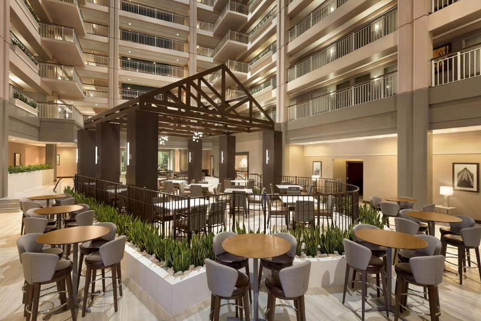 Embassy Suites by Hilton Chicago Lombard Oak Brook Hotel in Lombard