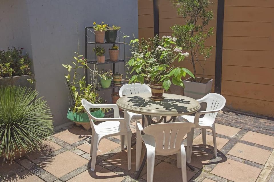 Spacious Garden Cottage Hotel in Sandton