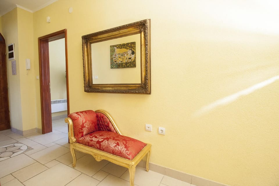 Diana City Hall View Hotel in Pula