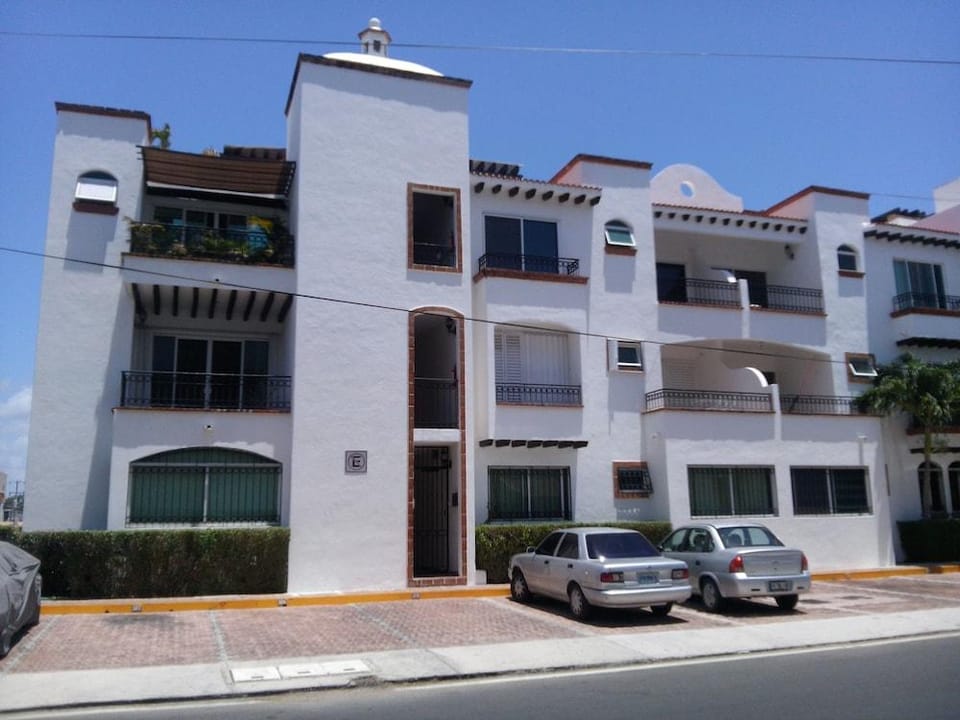 Gaviotas II Condo Hotel Hotel in Playa del Carmen