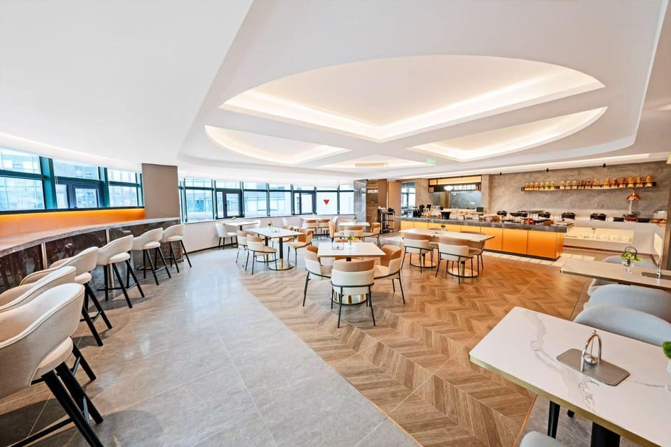 Home Inn Plus - Hangzhou West Lake Qingchun Road Jinlong Fortune Center Branch Hotel in Hangzhou