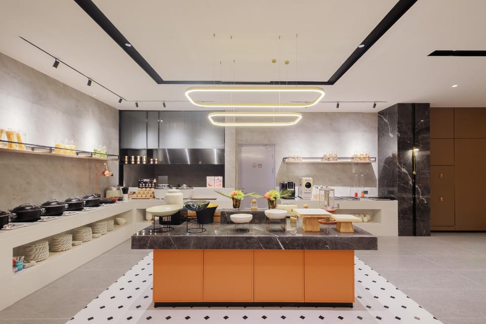 Home Inn Plus - Fengtai County Government Binhe Avenue Branch Hotel in Jiangsu