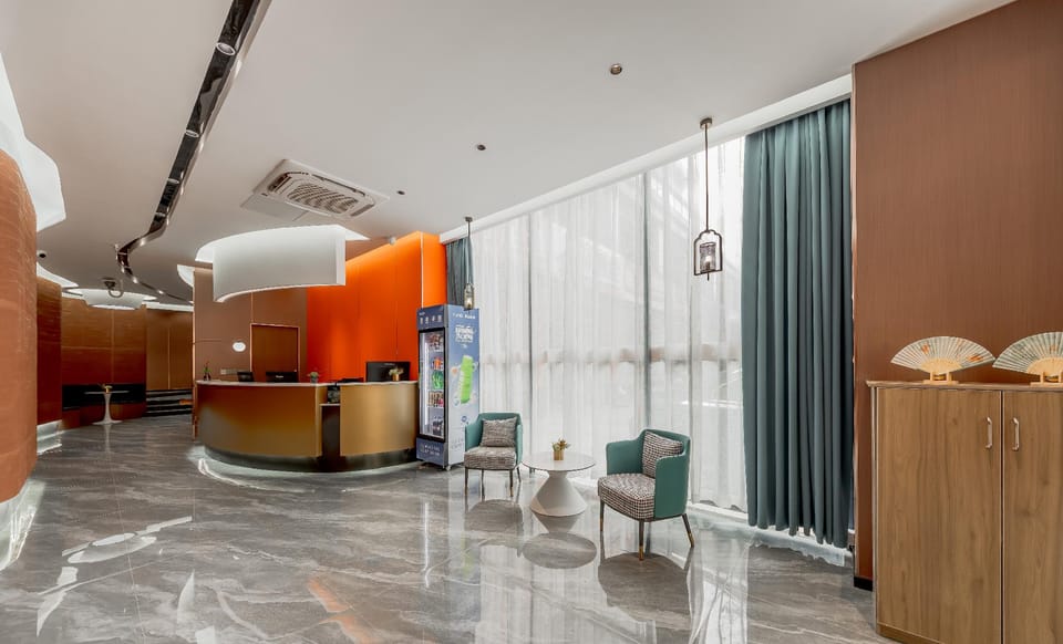 Ease Hotel - Hangzhou Liangzhu New City Yisheng Road Subway Station Branch Hotel in Hangzhou