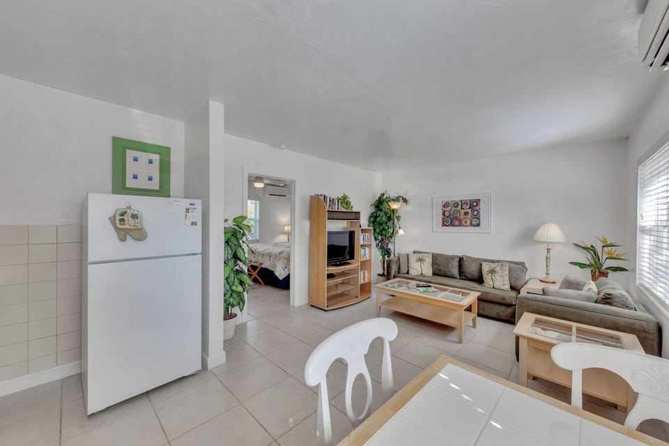 Bahama Beach Club Pompano Apartment hotel in Pompano Beach
