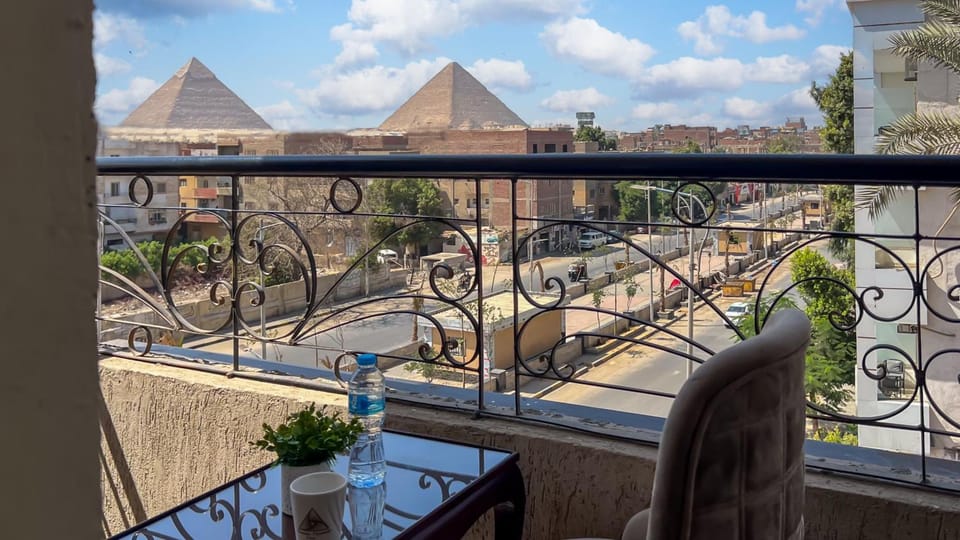 Hammis Pyramids View INN Hotel in Egypt