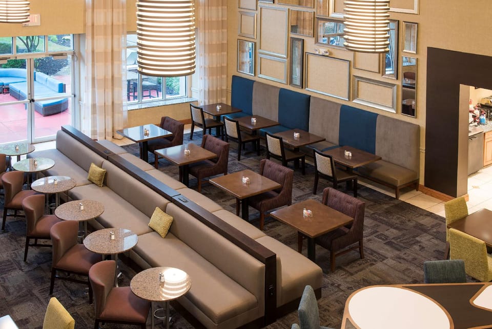 Homewood Suites by Hilton Columbus - Airport Hotel in Northeast Columbus
