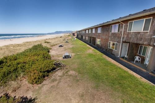Silver Sands Motel in Rockaway Beach