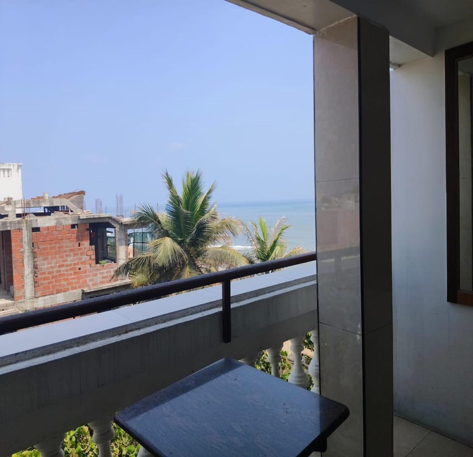 Ajantha Beach Guest House Hotel in Puducherry