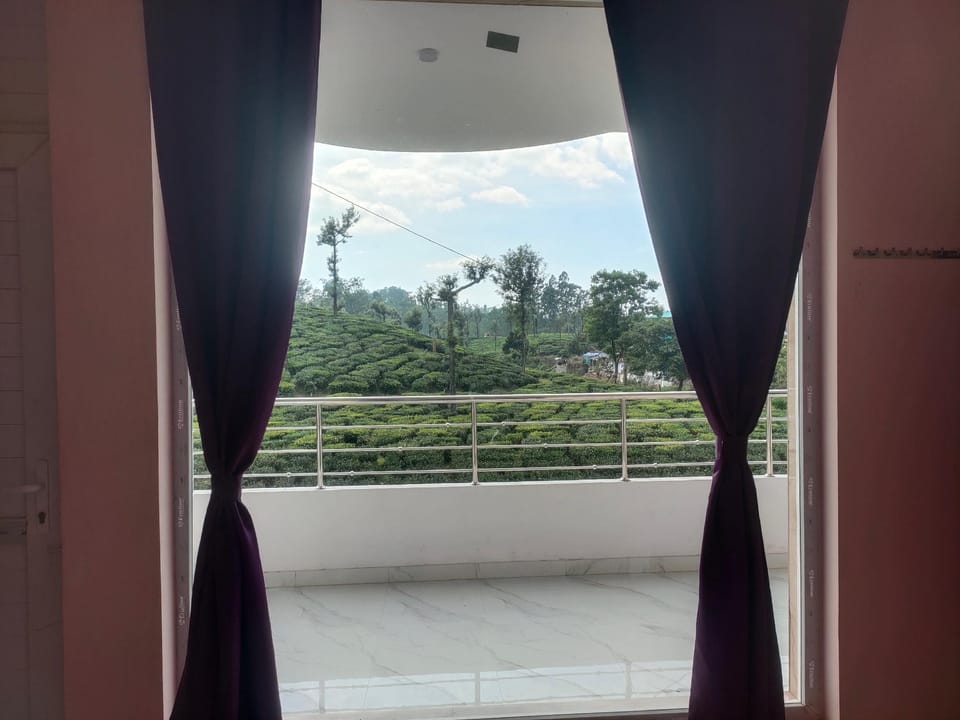 MANIS RESIDENCY  Hotel in Kerala