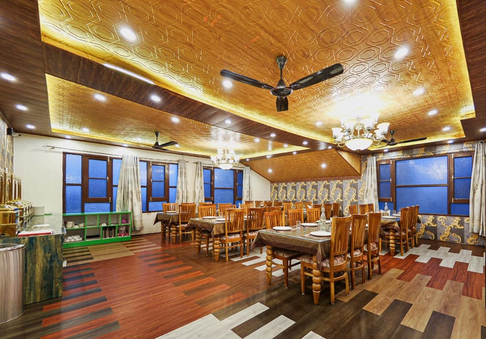 Triangle Retreat - Royal Habib Residency  Hotel in India