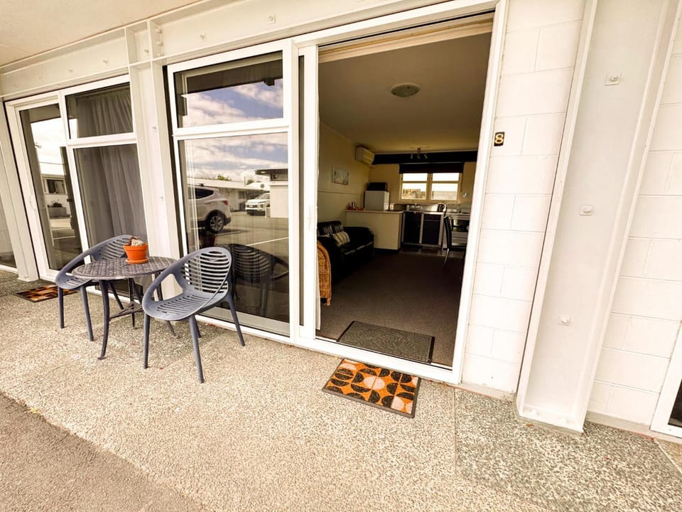 Waikanae Beach Motel Motel in Gisborne